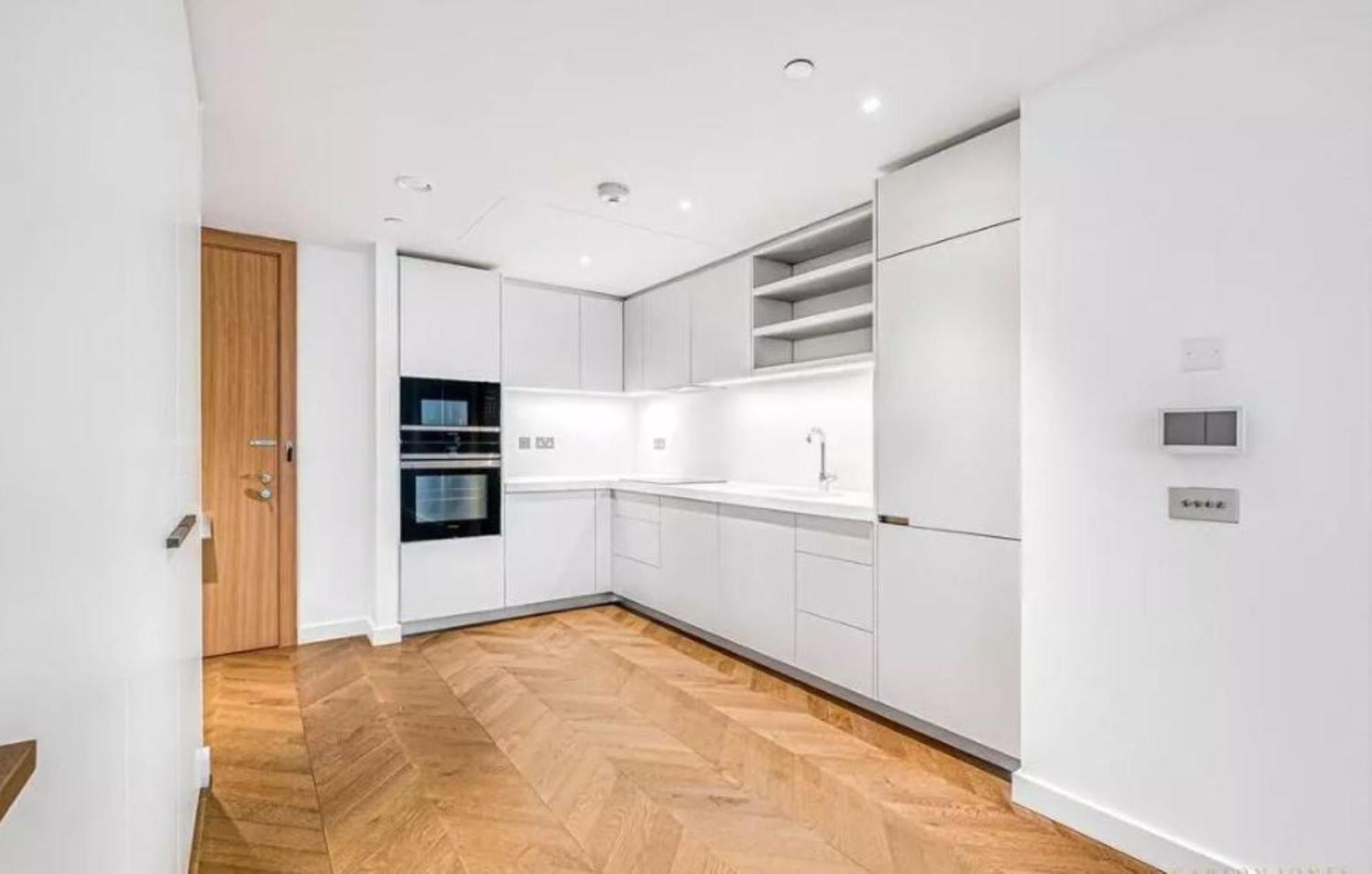 Battersea 2 Bed Riverside Londen