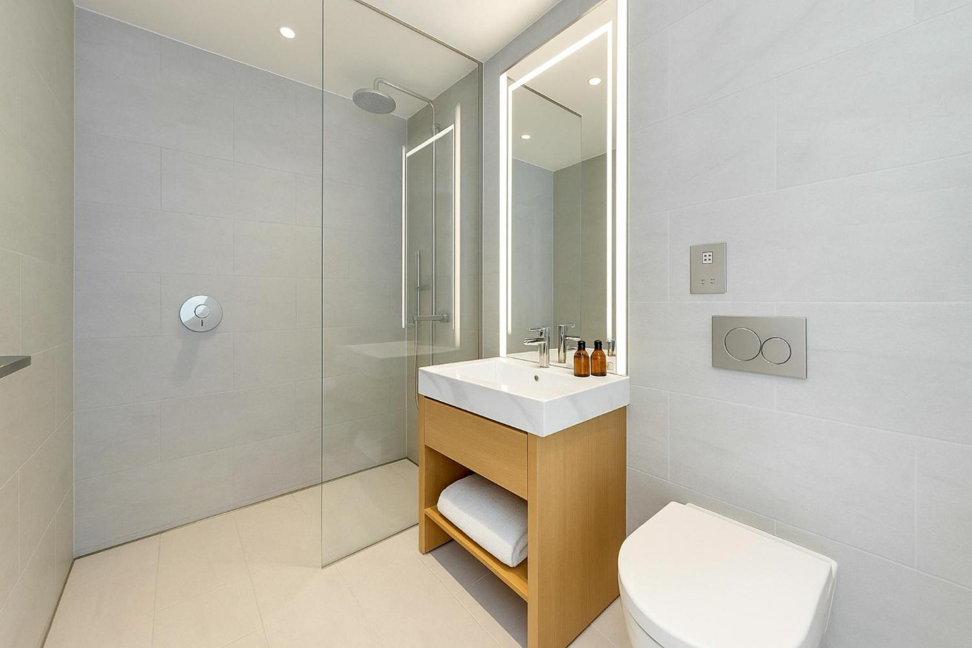 Battersea 2 Bed Riverside * Londen